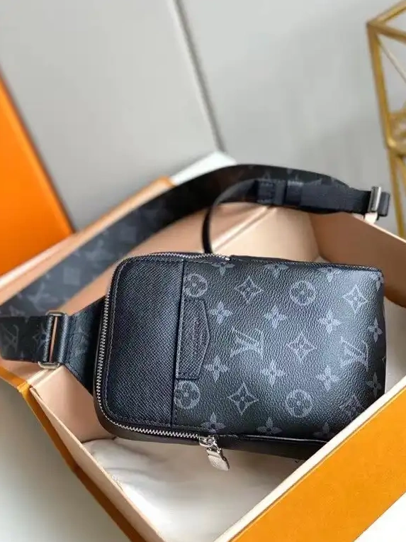 WIS OUTDOOR SLINGBAG LOUIS VUITTON 0628
